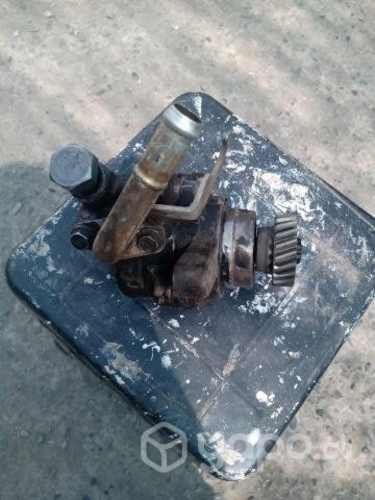 Bomba dirección Camión Hino FB99