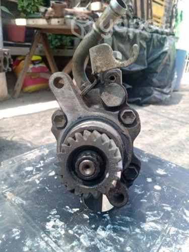 Bomba dirección Camión Hino FB99