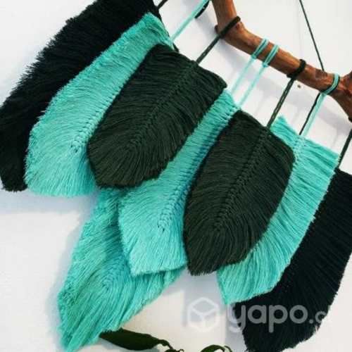 Mural plumas macramé