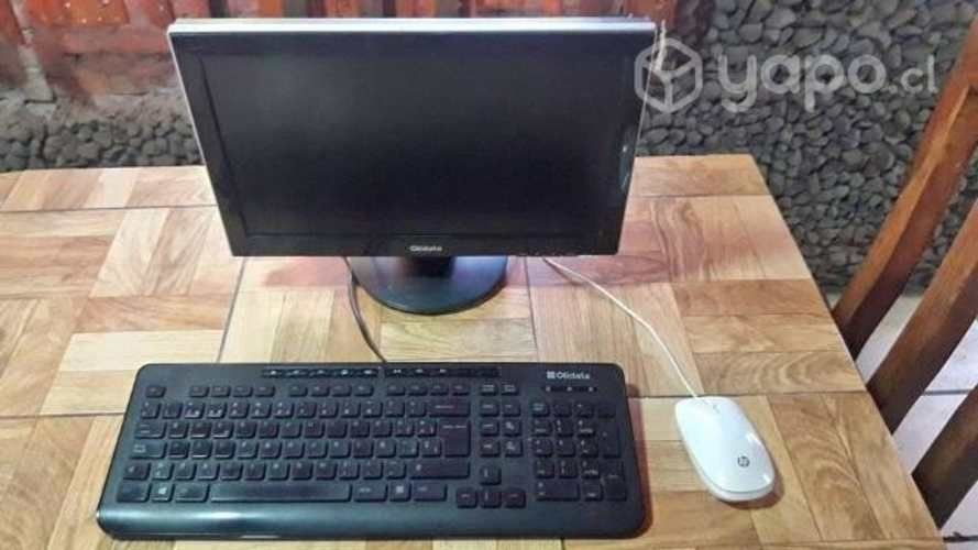 PCde escritorio marca Lenovo