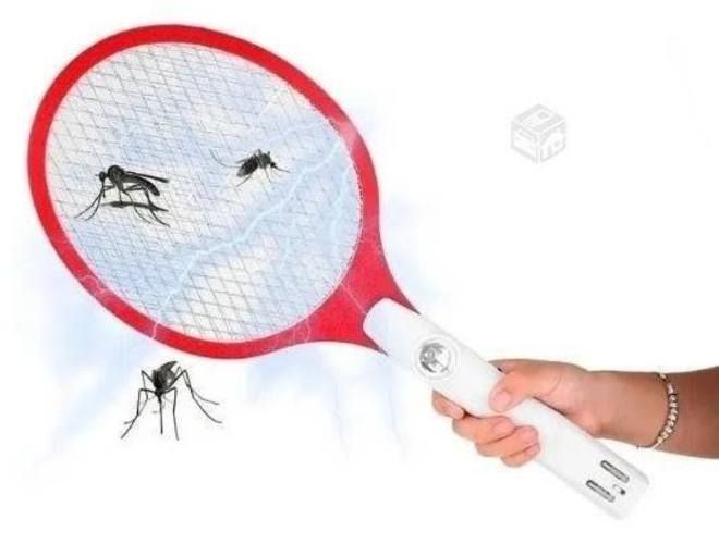 Raqueta Mata Mosca Electrica Recargable + Linterna