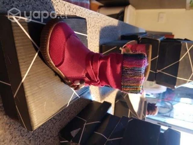 Botines de niña nuevos con su caja (NUEVOS)