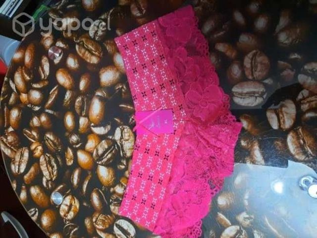 Pantaleta encaje diferente talla