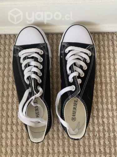 ZAPATILLAS tipo converse