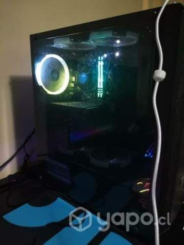 Torre PC Gamer poco uso