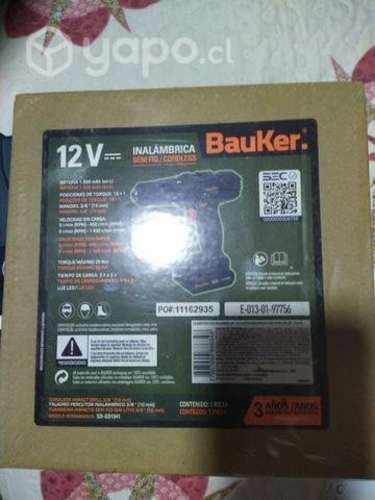 Taladro Bauker