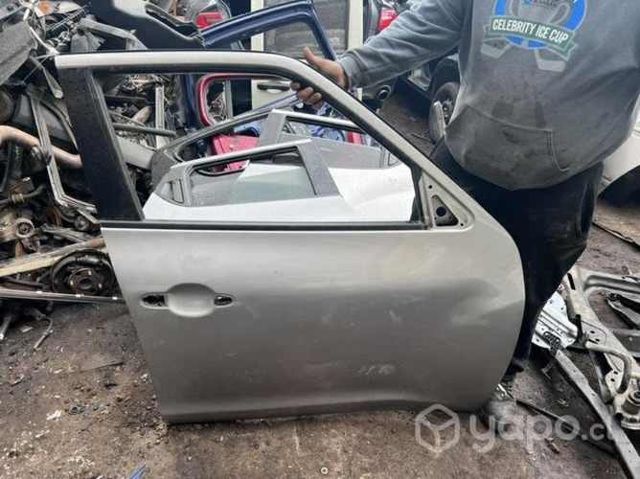 Puerta delantera derecha Nissan juke 2013