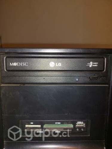 Gabinete PC RedFox con lector disco y Teclado Led