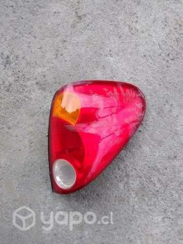 Foco trasero Mitsubishi L200 derecho