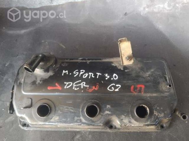 TAPA DE VALVULA DERECHA MONTERO SPORT 3.0 v6 98-20