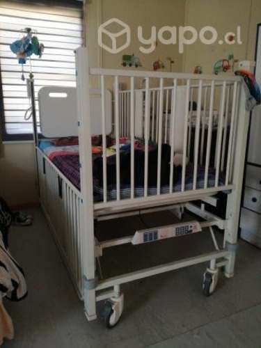 Cama clínica cuna