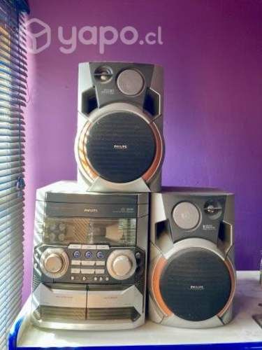 Radio y Parlantes Philips