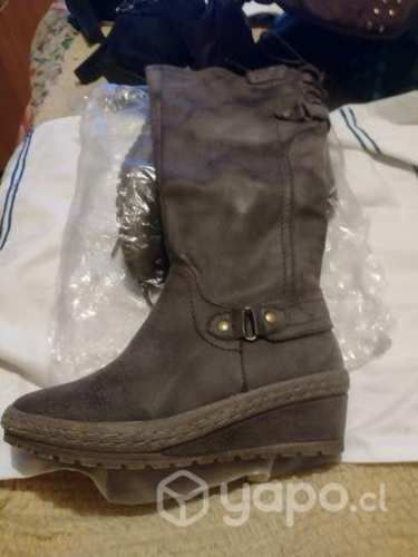 Botas nuevas