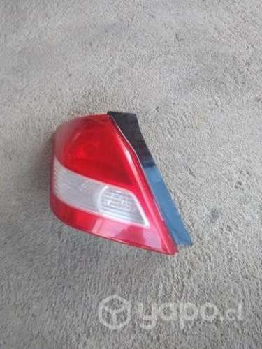 Foco trasero RH suzuki DZIRE 13 al 17