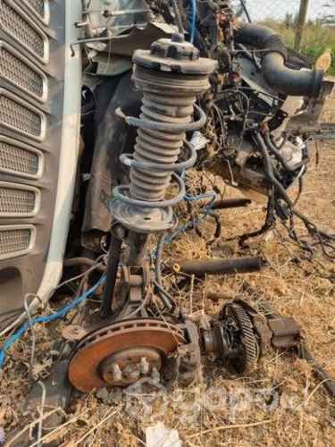 Amortiguador derecho jeep renegade año 2017-2022