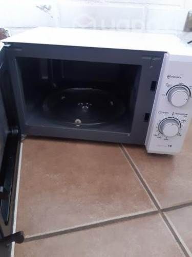 Horno microondas nuevo Ursus Trotter