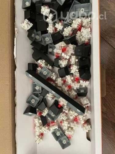 Keycaps y switches gateron red