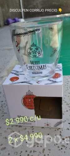 Lindas tazas navideñas de vidrio