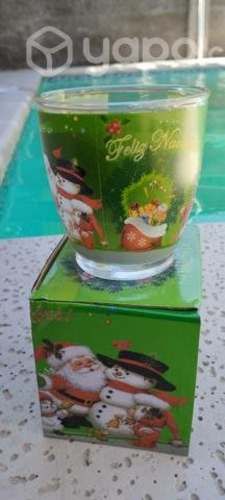 Lindas tazas navideñas de vidrio