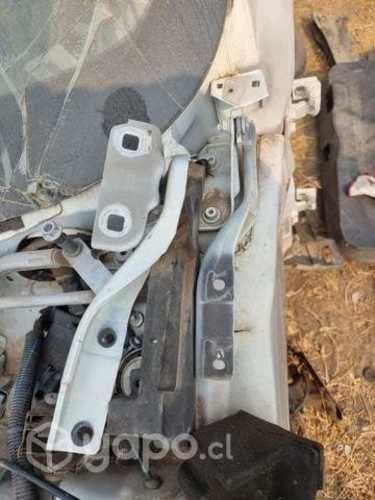 Bisagras de capot jeep renegade año 2015-2022