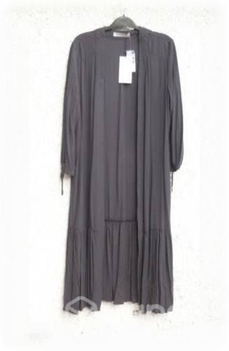 Tapado gris BASEMENT talla S, con etiquetas