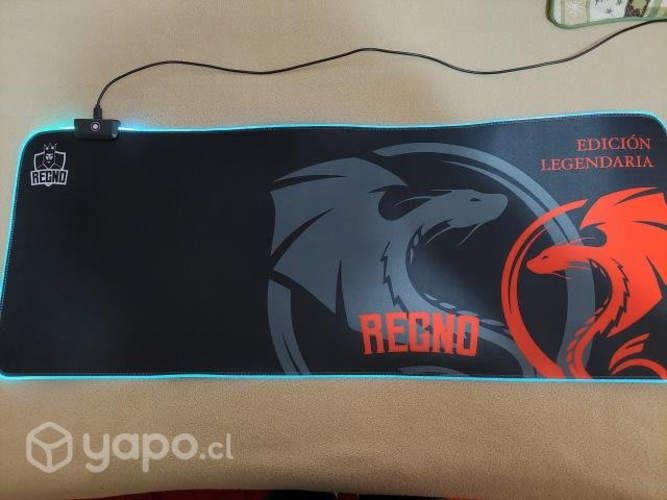 Mousepad RGB + Apoyabrazos RGB Regno