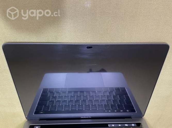MacBook Pro 13 inch, 8GB RAM, 256 GB memoria SSD