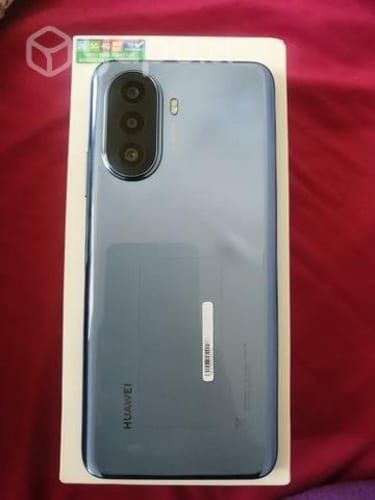Huawei Nova Y70