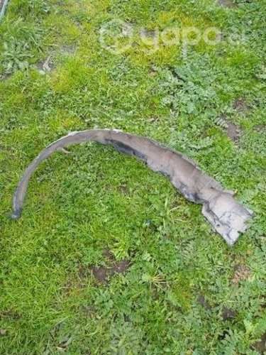 Guardafango Nissan D22 97 a 05 derecho