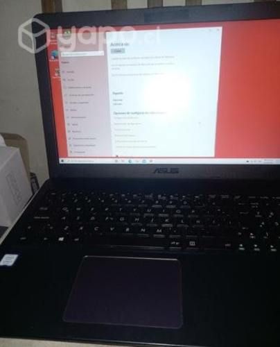 Laptop sin detalles por renovacion