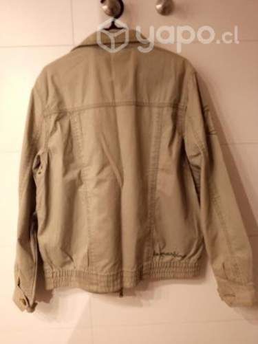 Polerones, polera y chaqueta. BUEN ESTADO