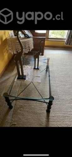 Mesa y silla de escritorio