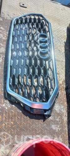 Máscara AUDI Q ORIGINAL