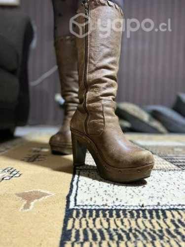 Botas cuero número 37