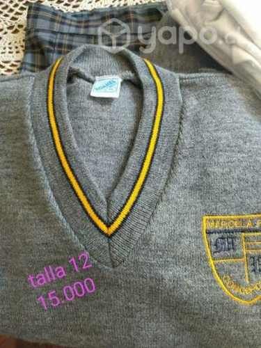 Uniforme colegio Marcela Paz nuevos talla 12