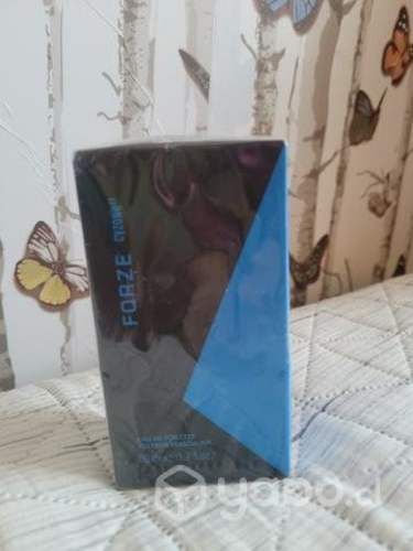 Perfumes y maquillajes