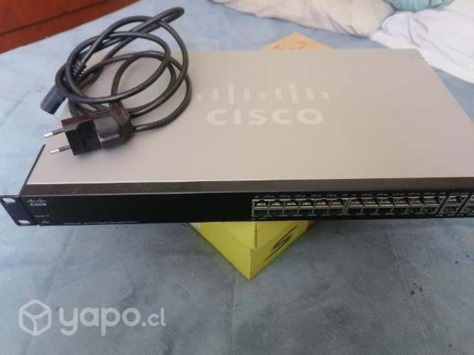 Switch Cisco SG300-28 GIGABITETHERNET