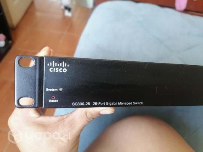 Switch Cisco SG300-28 GIGABITETHERNET