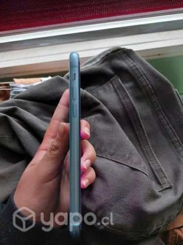 IPhone XR celeste 128gb 90% condición