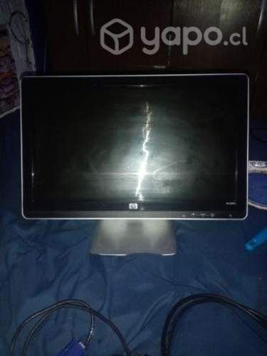 Monitor con vga en buen estado