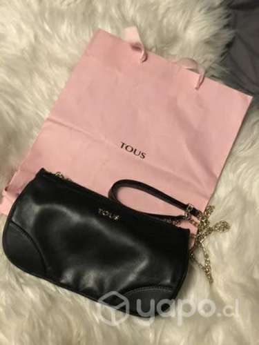 Hermosa bandolera marca tous cuero