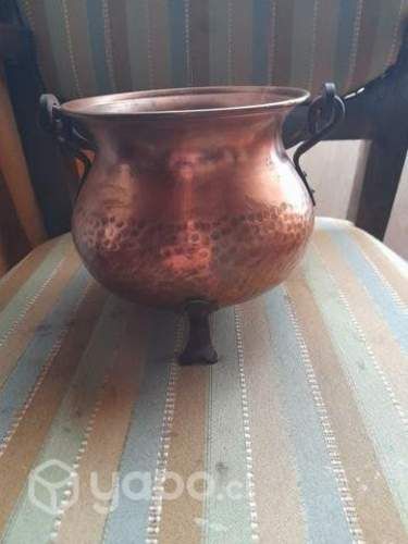 Olla de cobre macizo