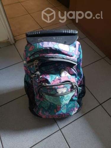 Mochila Totto con ruedas usada