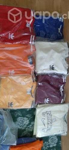 Variedad de Diseño en polerones