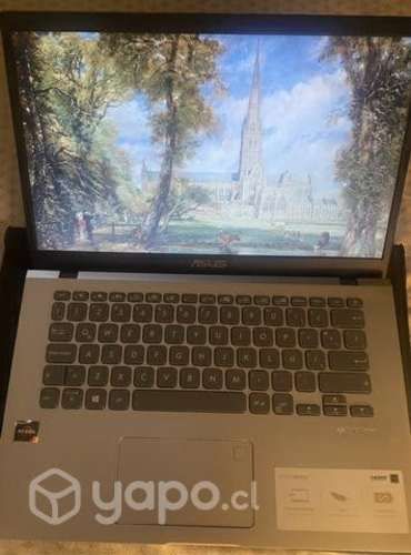 Notebook solo falta formatearlo asus