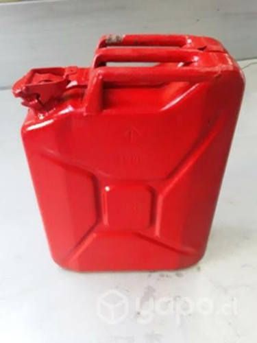 Bidón de combustibles