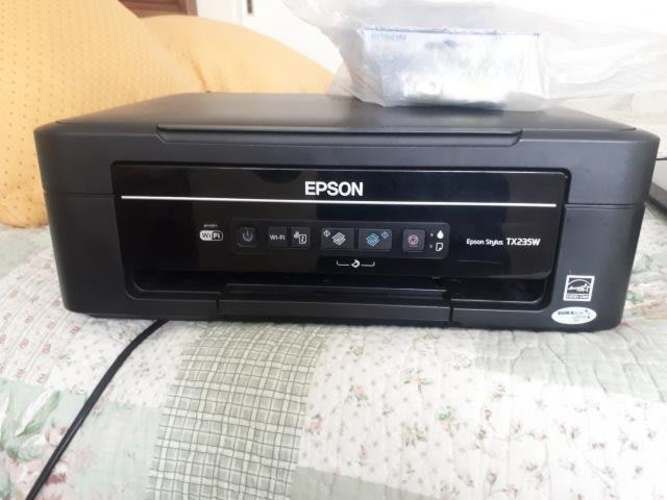 Impresora epson stylus TX235W