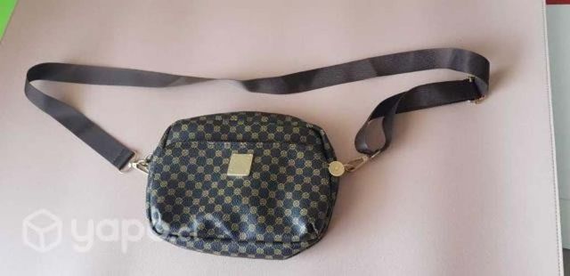 Bolso con diseño pequeño