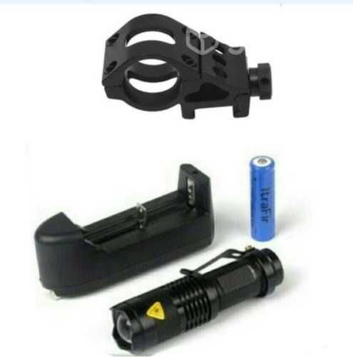 Linterna táctica recargable más soporte metálico