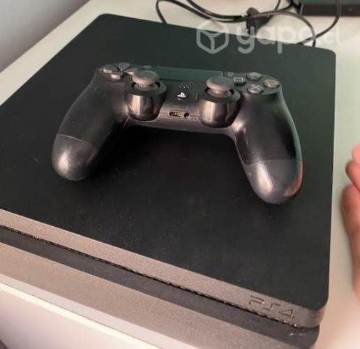 Play station 4 + juegos
